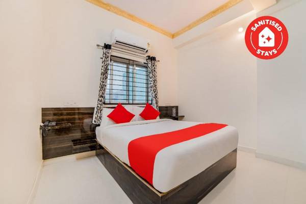 OYO 62329 Lucky Hotels