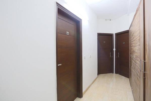 OYO 69048 Prestige Castle Inn