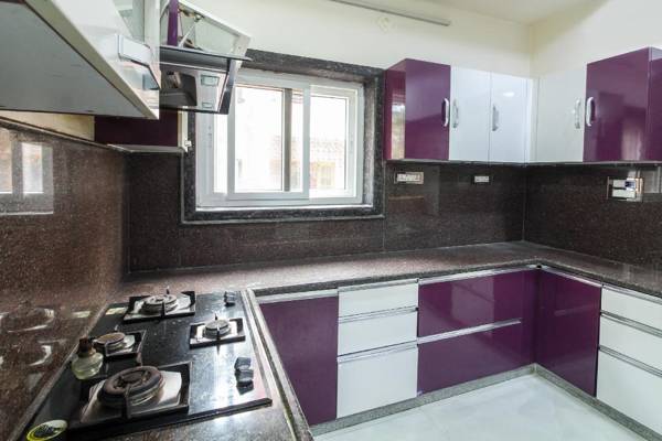 OYO Home 79880 Dk Homes