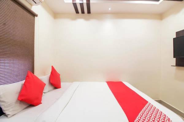 OYO Flagship 70678 Sri Harsha Residency