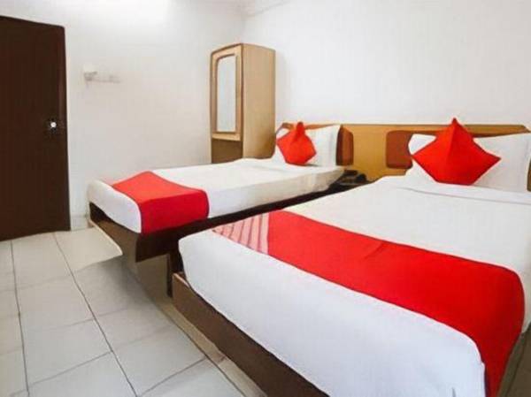 OYO 71234 Hotel Shyam