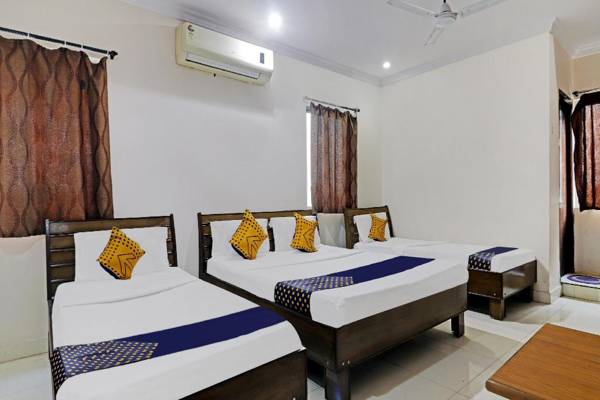 SPOT ON 74055 Panchavati Residency Hotel