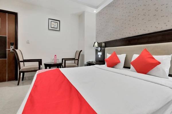 Capital O 12384 Hotel Rudra Grand