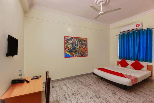 OYO Flagship 76655 Goldhorn Hotels Mehdipatnam