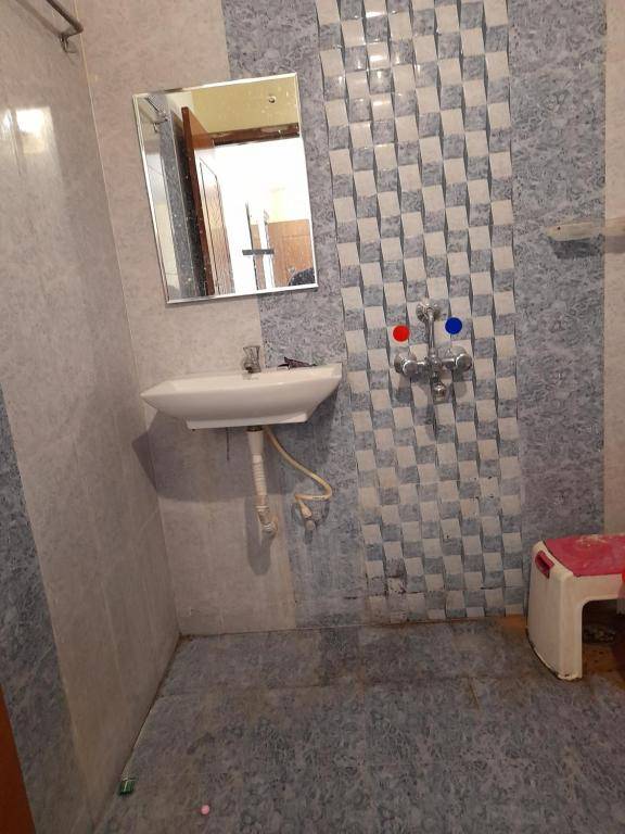 Maruthi Residency Inn