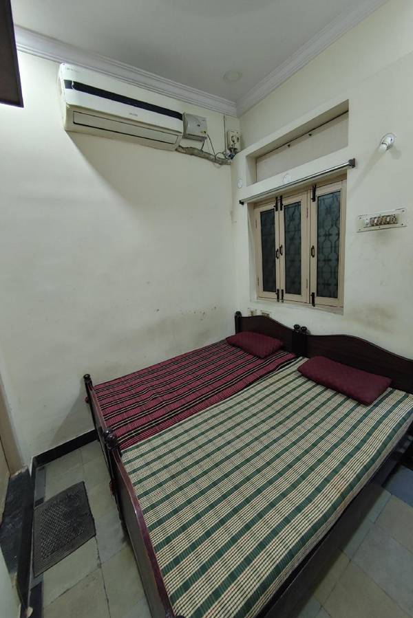 SPOT ON 82436 Gopi Mini Guest House