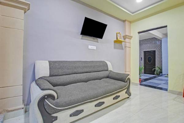 OYO Flagship 83227 Hotel Accomodaters