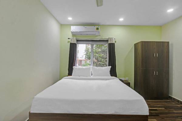 OYO Flagship 84999 Hotel Sks Grand Luxury Rooms