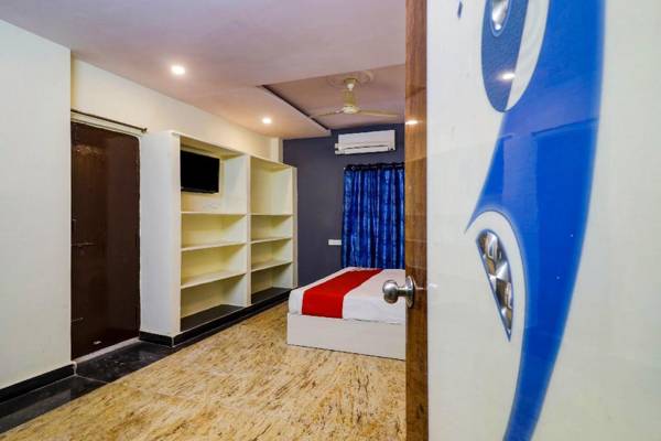 OYO 84238 Hotel Ragas Elite