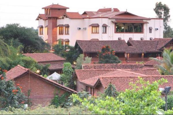 Aalankrita Resort & Convention