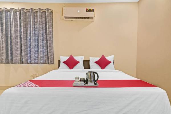 OYO 87972 City Holiday