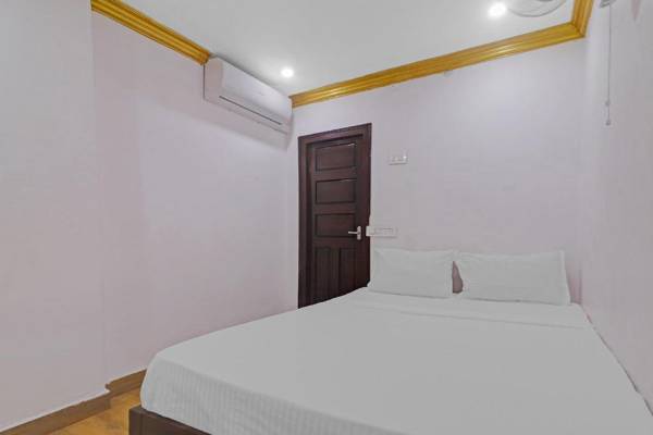 OYO 71930 V Guest Inn