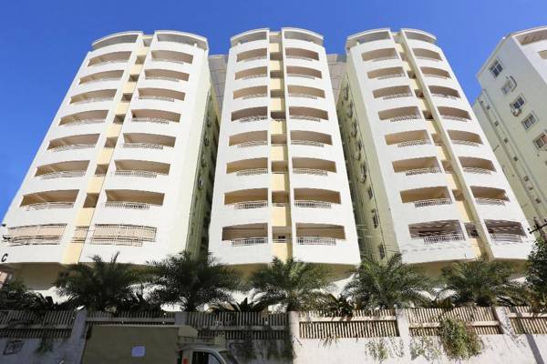 OYO 8587 Dwell Suites