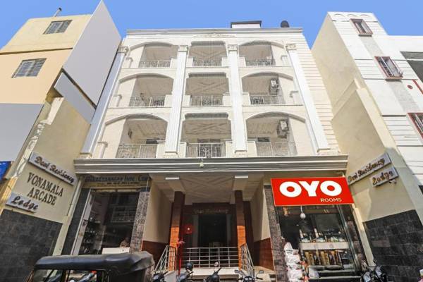 OYO 89833 Devi Residency