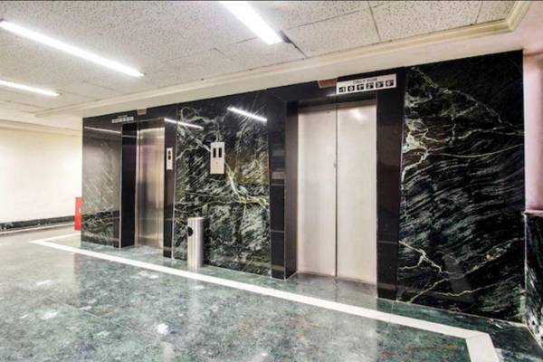 Celebrity Skyhy By WB Inn