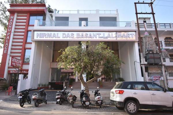 Hotel NDBL AND Restaurant