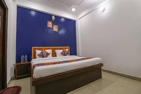 FabExpress Royal Stays