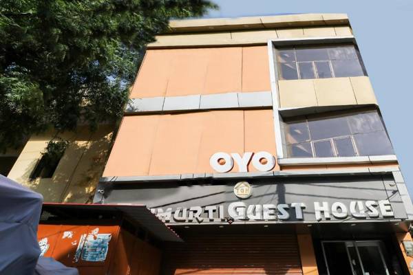 OYO 88383 Trimurti Guest House