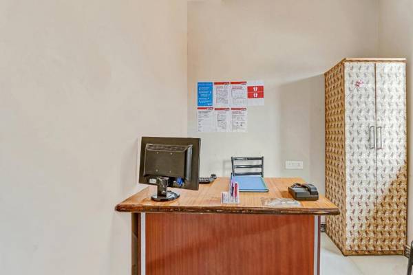 Collection O 84185 Hotel Anandi Inn