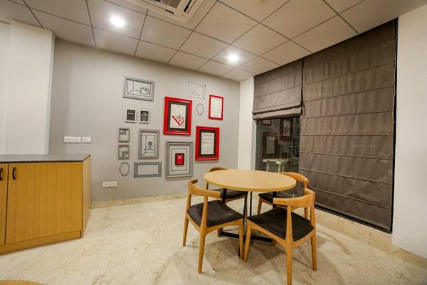 OYO Townhouse 349 Unitech Cyber Park Gurgaon