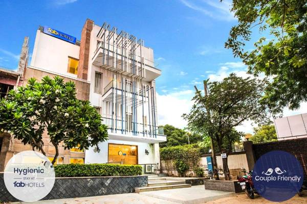 FabHotel Premium Nest - Fully Vaccinated Staff