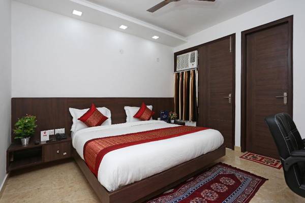 OYO 6603 Hotel Green Residency