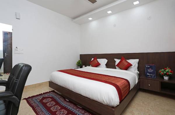 OYO 6603 Hotel Green Residency