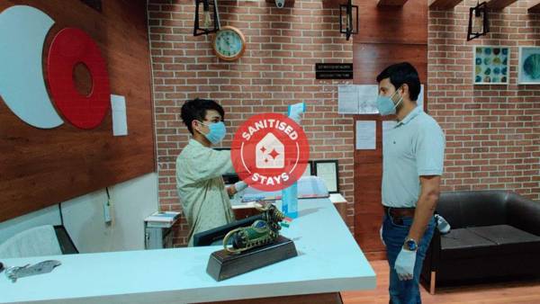 Capital O 29330 Esscon House