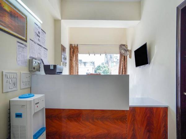 OYO 74584 Hotel Vivaan Palace