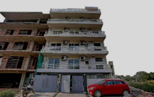 Hotel JMD Nirvana Stays Inn