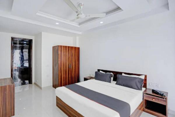 Hotel JMD Nirvana Stays Inn