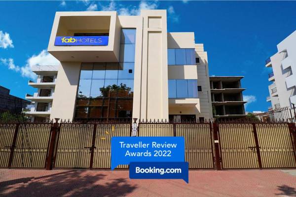 FabHotel Oyster Villa