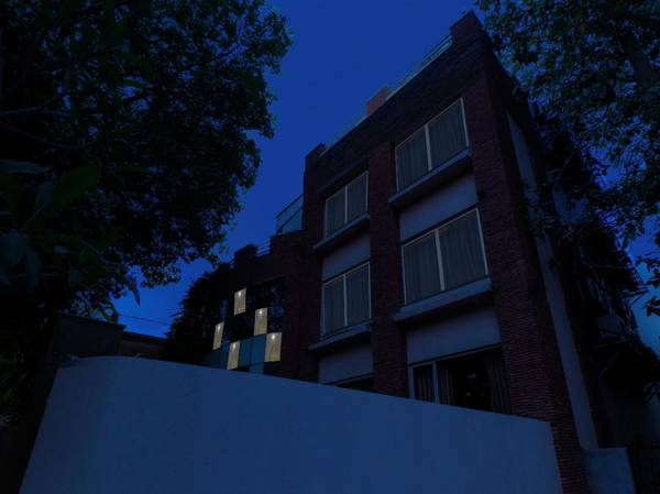 Townhouse 842 Hans Plaza