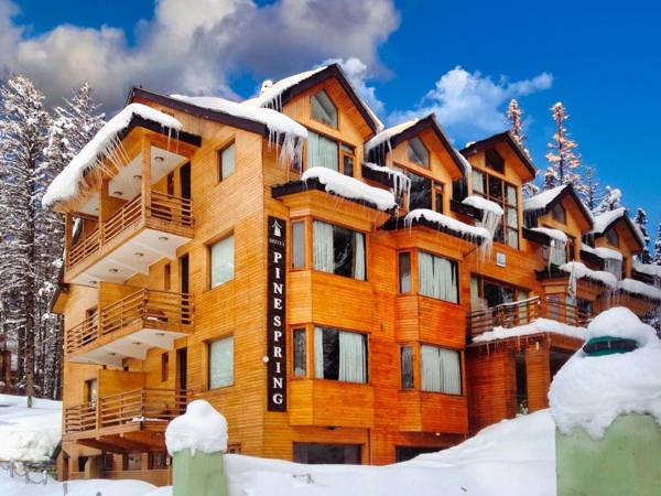 Hotel Pine Spring Gulmarg