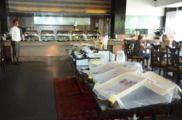 O Hotel Goa Candolim Beach