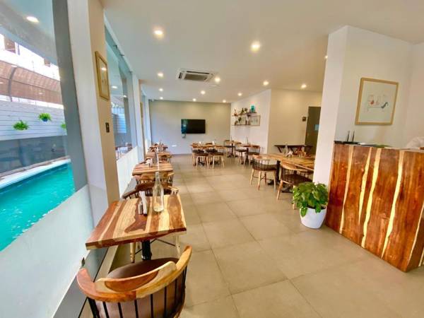 Amogios Candolim Beach