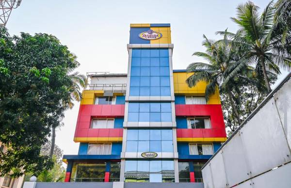 Resort The Karishma Grand