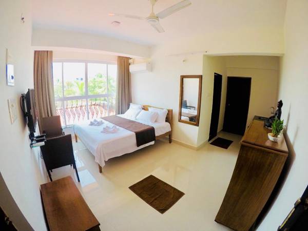 Octopus Luxury Apartment for (2-3pax)