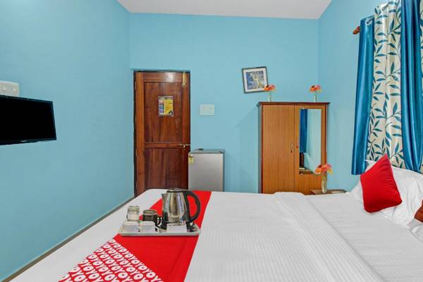 OYO 91090 Flowers Guest House
