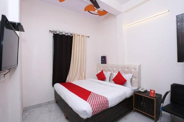 OYO 28150 Hotel Venus