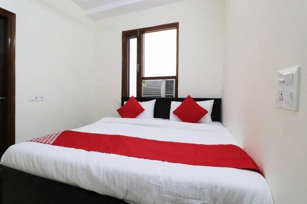 OYO 46761 Hotel Royal King Deluxe