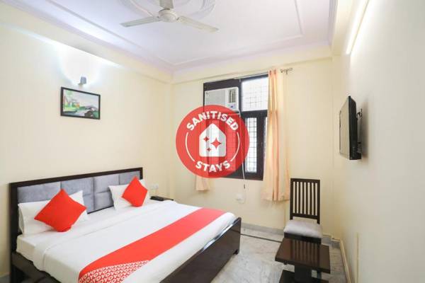 OYO 63279 Golden Suites