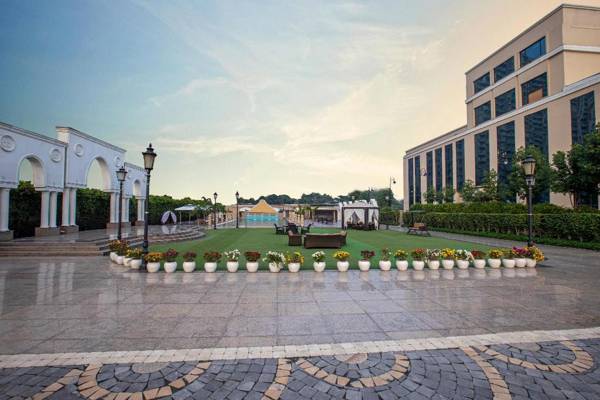 The Gaurs Sarovar Portico