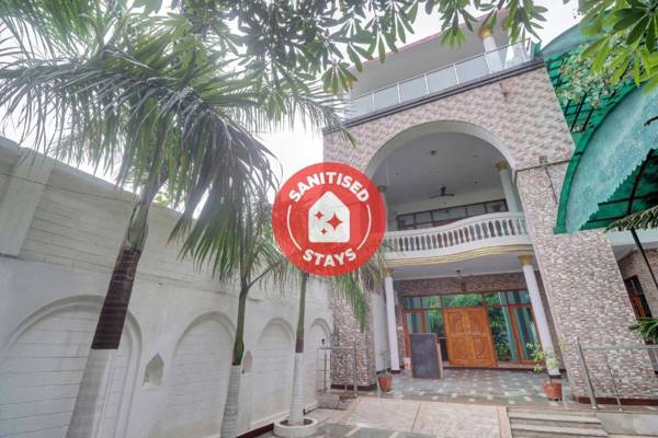 Collection O 82388 Hotel Drive Inn 24