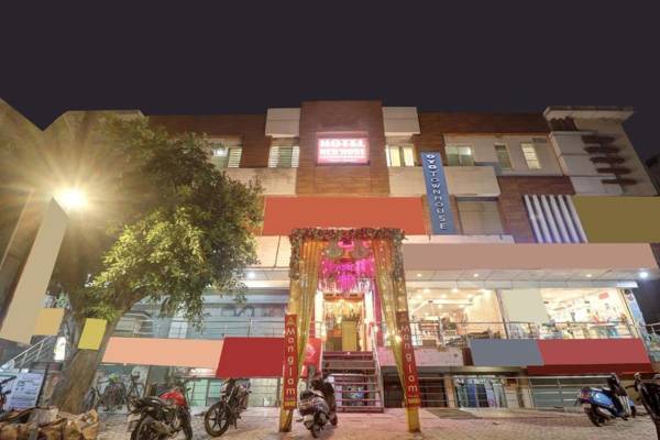 Townhouse 1054 Red Rose Townhouse