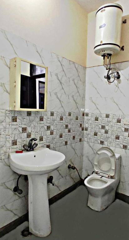 OYO 92257 Hotel Ashirwad