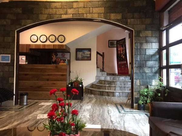 Hotel The Narayani Continental