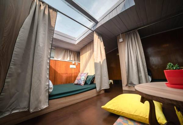 Tag Along 2 0 Hostel Gangtok