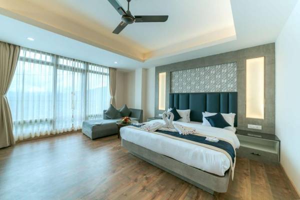 Hotel Blueberry Banquet and Spa