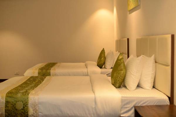 Magpie Libing Grand ( MG Marg Gangtok)